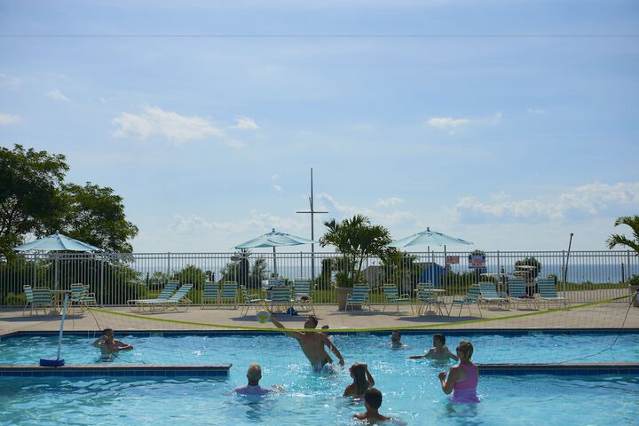 Pool 15 of 48