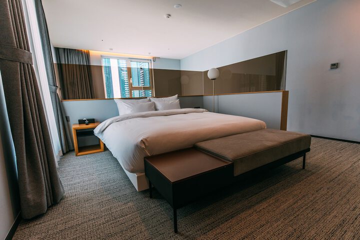 Room 20 of 219