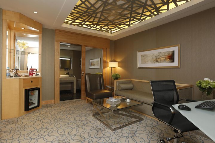 Room 18 of 50