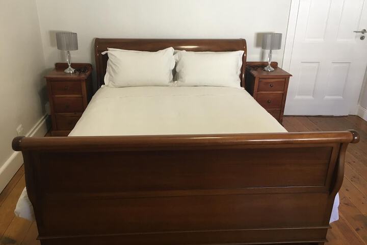 Room 5 of 29