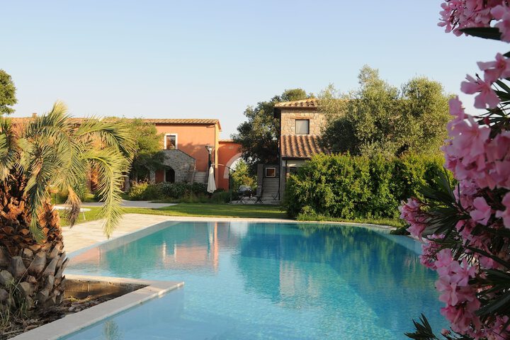 Hotel with Pool