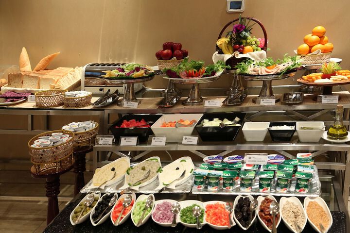 Breakfast/Coffee Service 47 of 65