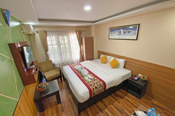 Room 15 of 99