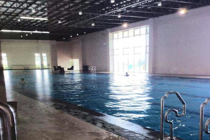 Pool 17 of 30