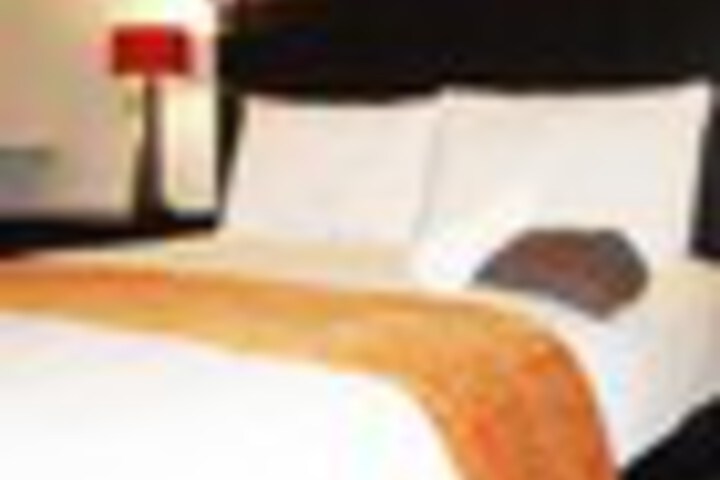 Room 50 of 171