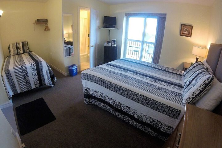 Room 11 of 53