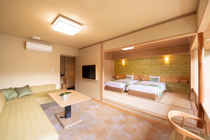 Room 14 of 73