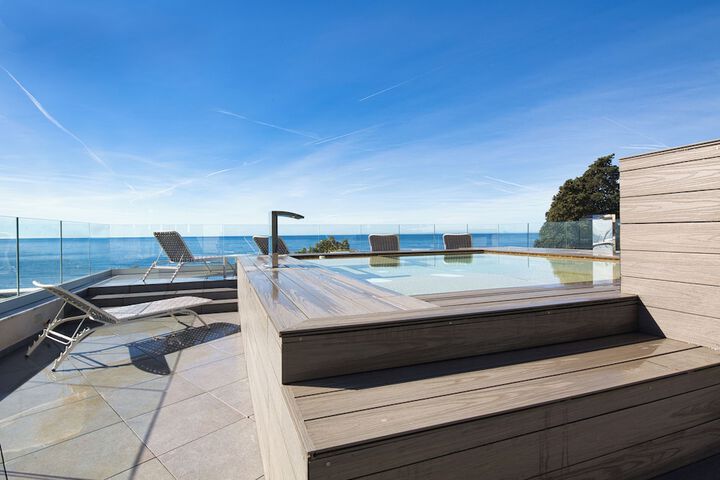 Pool 63 of 75