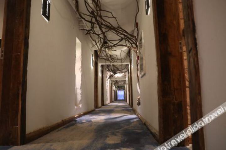 Hotel Interior 6 of 25