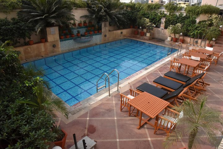 Pool 35 of 78