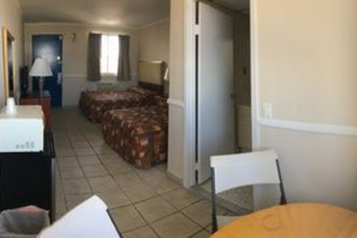 Room 5 of 63