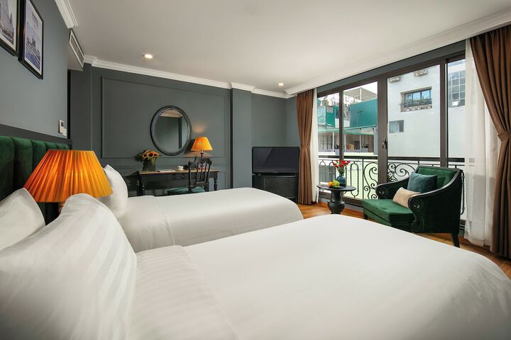 Room 10 of 47