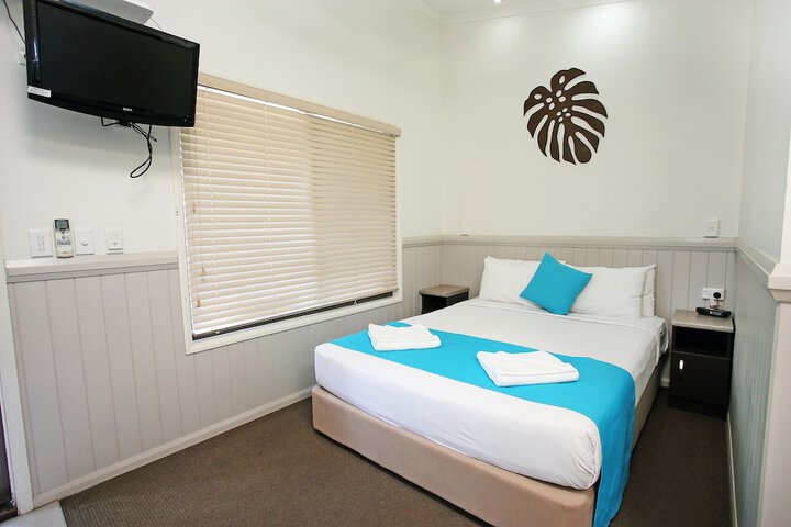 Room 60 of 261