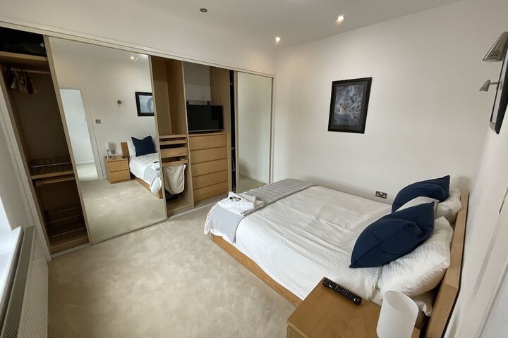 Room 15 of 73