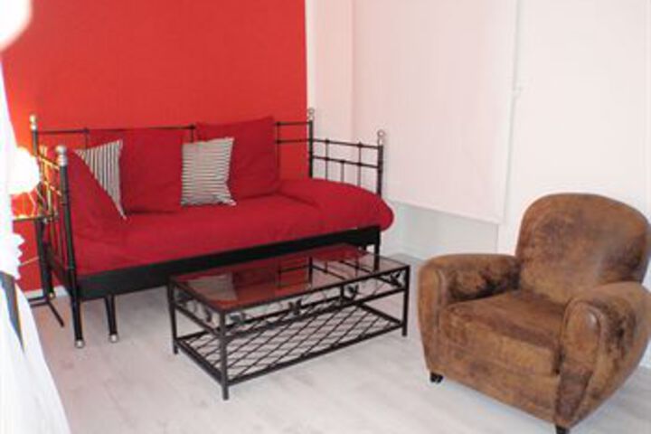 Room 48 of 59