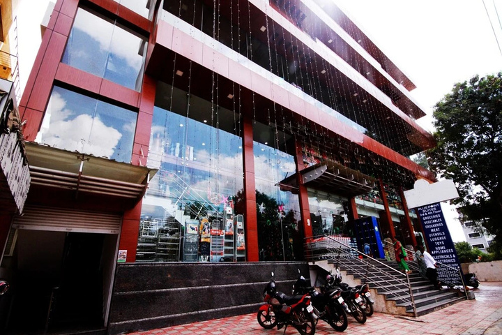 Plus Point Suites