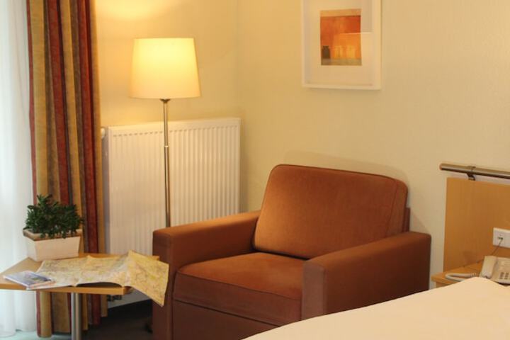 Room 43 of 101