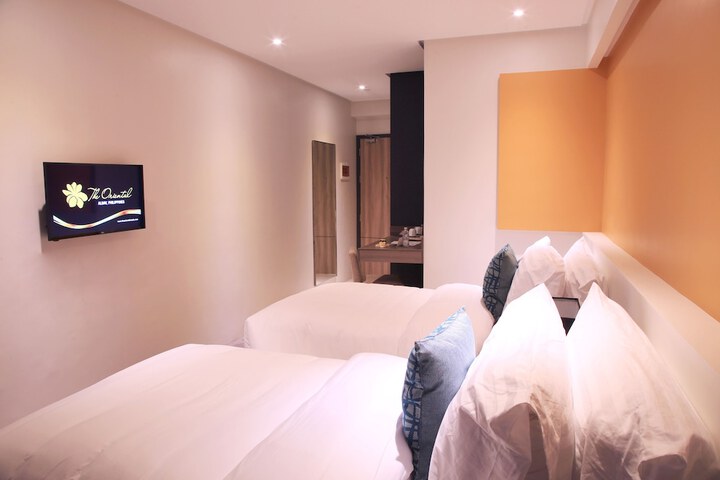 Room 8 of 27