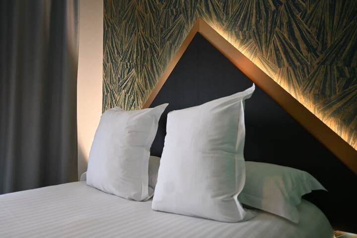 Room 20 of 62
