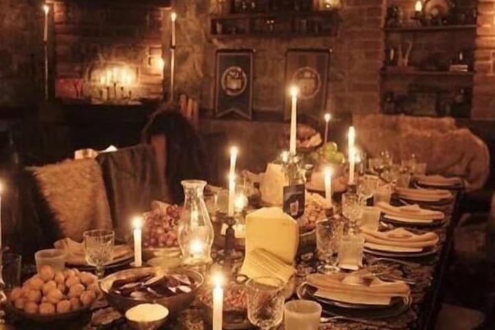 Dining 25 of 44