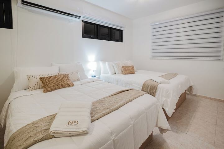Room 9 of 34