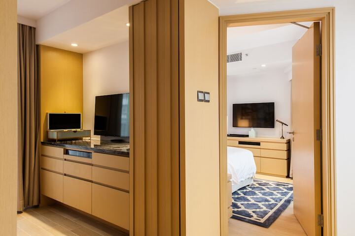 Room 21 of 37