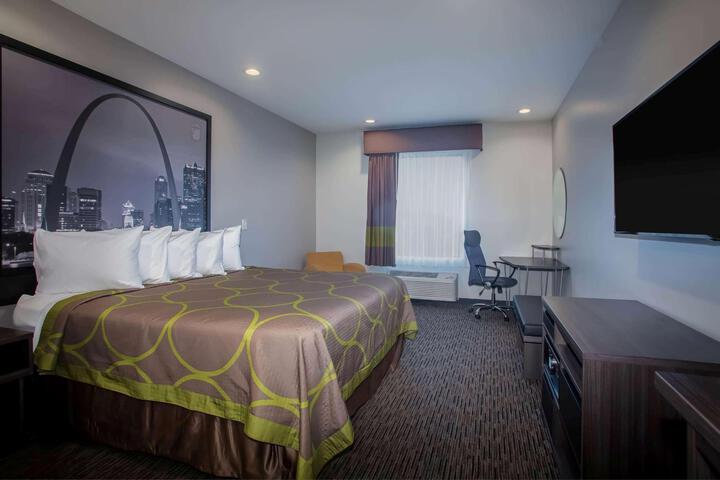 1 King Bed Mobility Accessible (15 of 25)