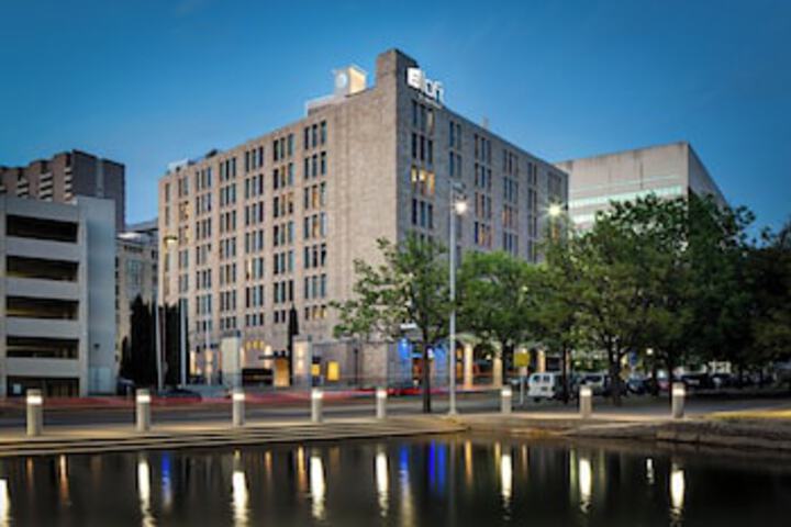 Hotel 124 of 126