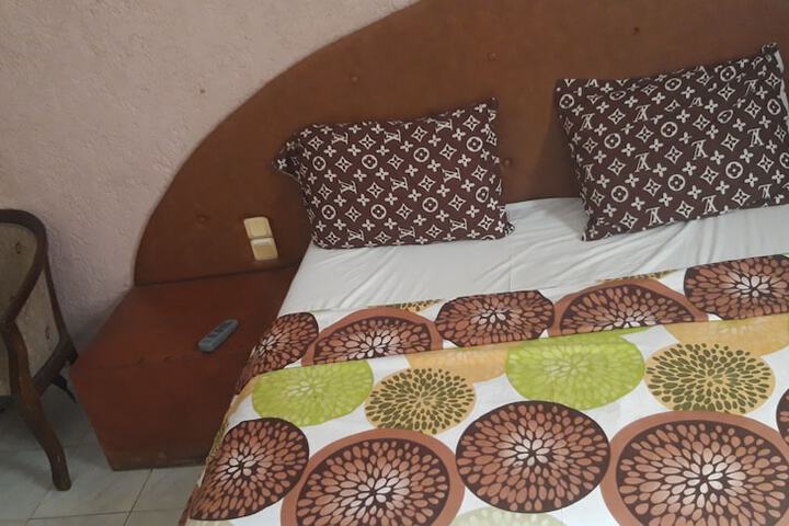 Room 4 of 54