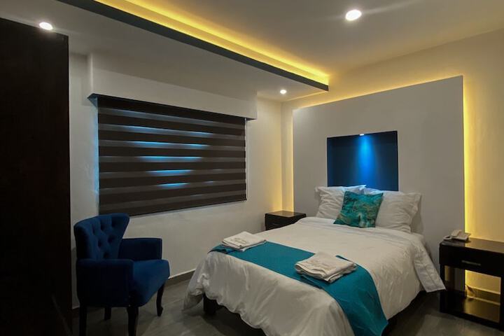 Room 6 of 14
