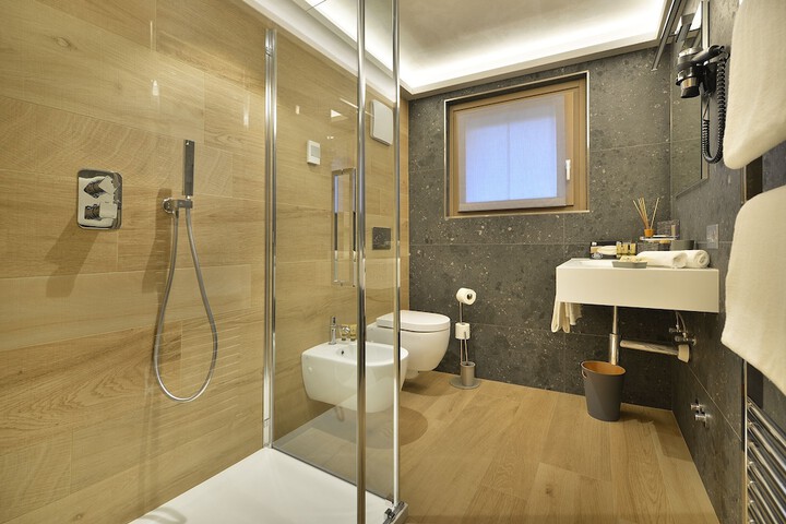 Room 154 of 211
