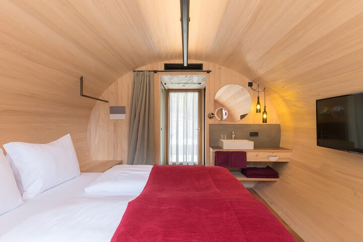 Room 10 of 59