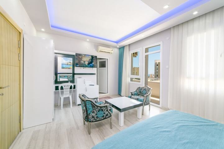 Room 4 of 22