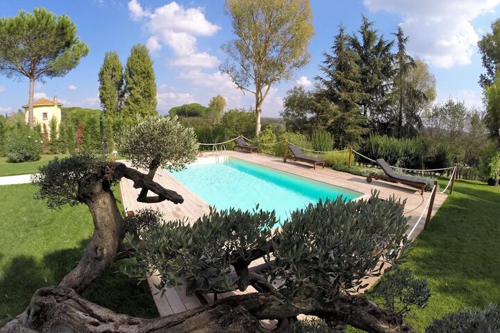Pool 20 of 34