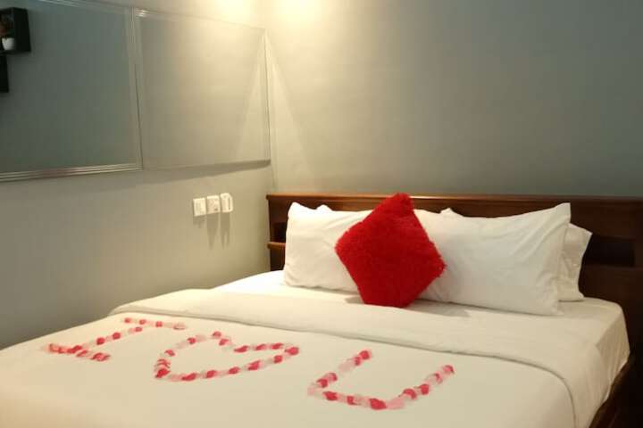 Room 27 of 67