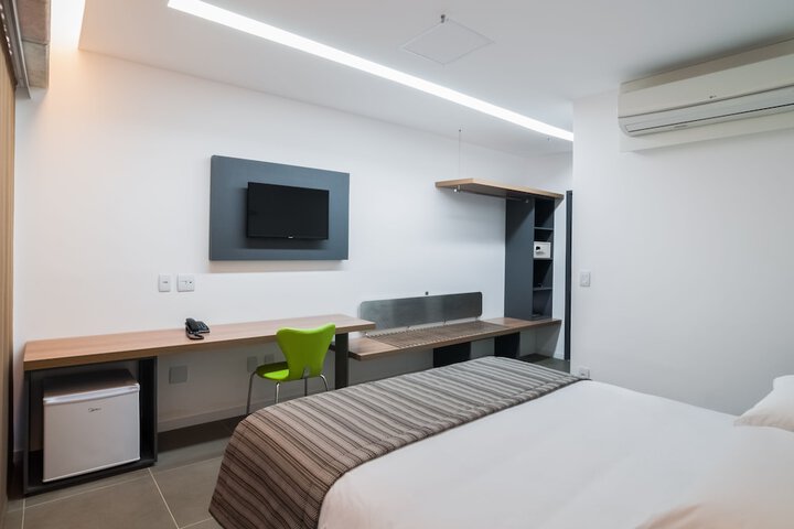 Room 9 of 58