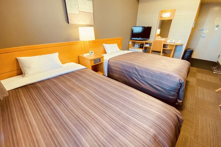 Room 7 of 30