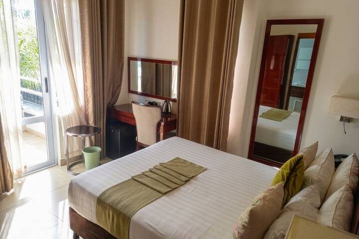 Room 27 of 57