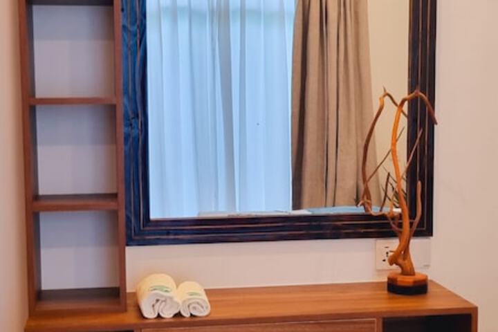 Room 6 of 21