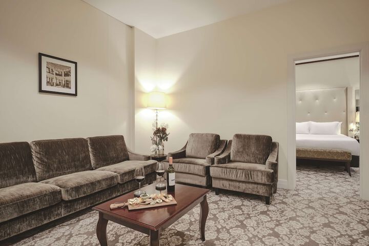Room 35 of 100