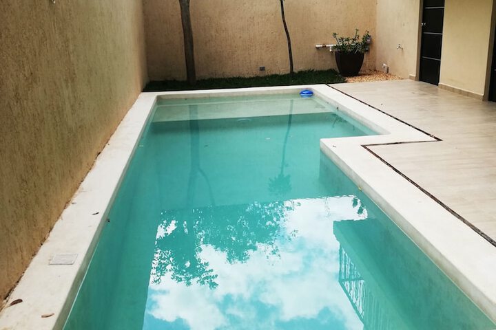 Pool 21 of 43