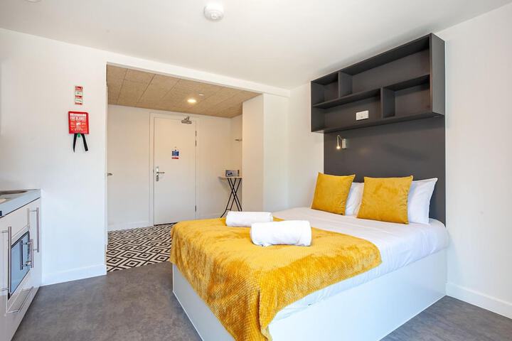 Room 7 of 36