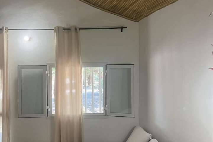 Room 7 of 68