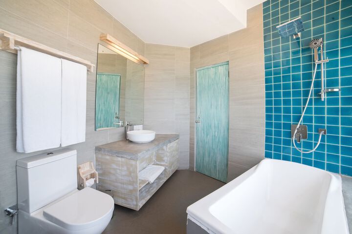 Clean Restrooms