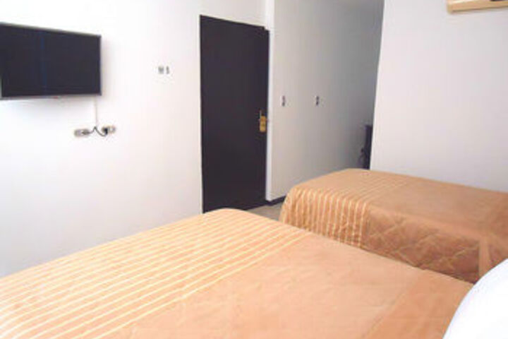 Room 20 of 23