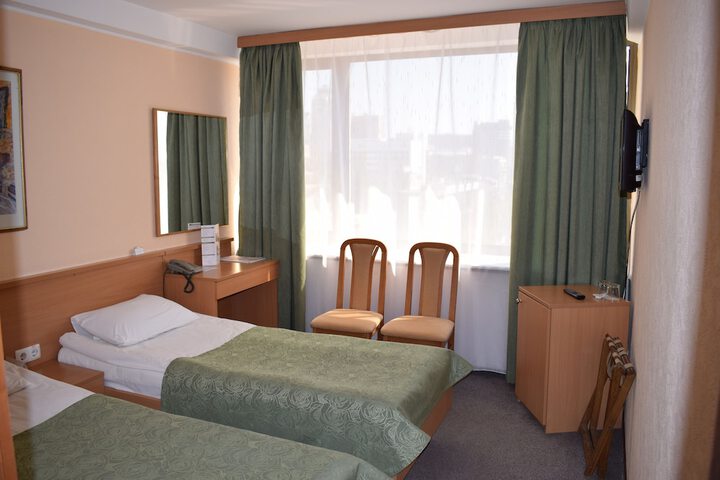 Room 19 of 43