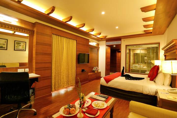 Room 16 of 35