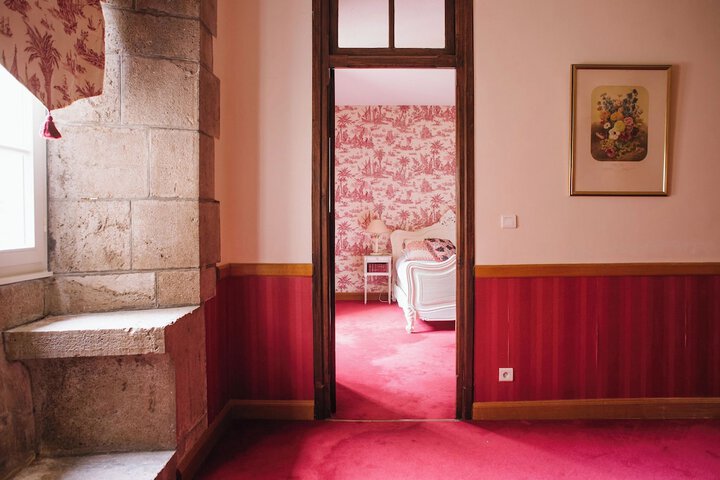 Room 15 of 49