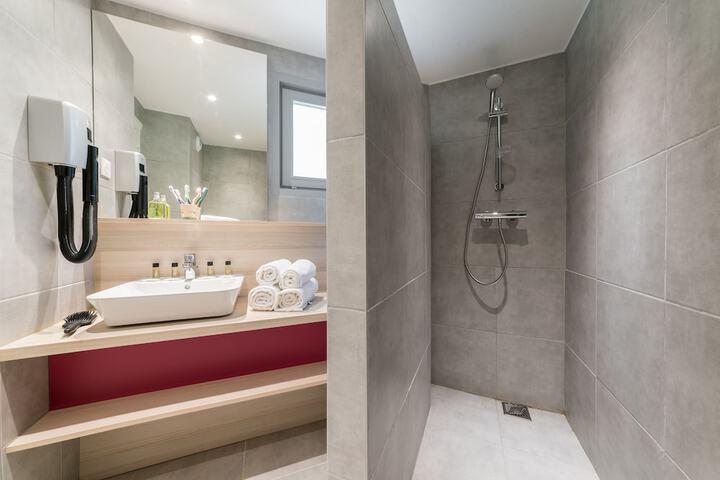 Bathroom Interior Photo