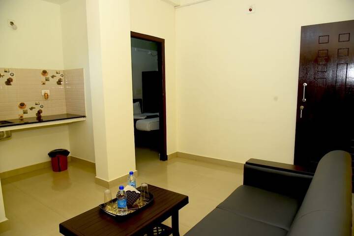 Room 9 of 15